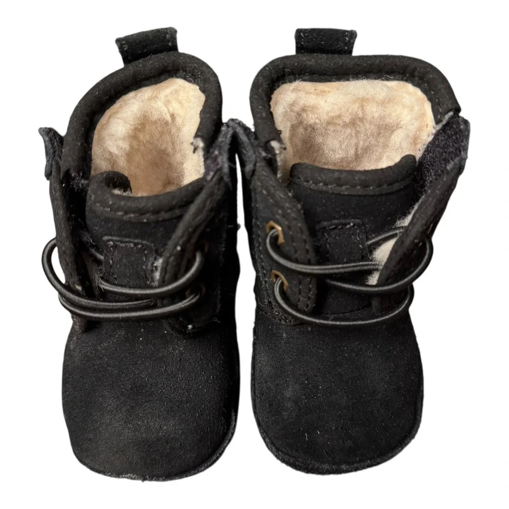 UGG Baby Neumel Black Suede Leather Shearling Lined‎ Lace Up Boots Shoes SU